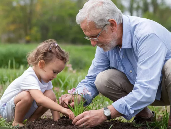 Building strong grandparent-grandchild relationships; Grandfather's role; Linking generations;